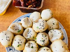 -老字号眼镜子煎包汤包店