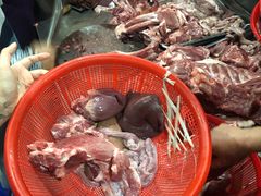 -标记美食新鲜猪杂(兴南大道店)