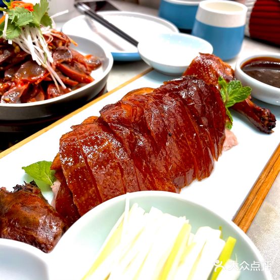 鸭·YA餐馆(腾飞店)