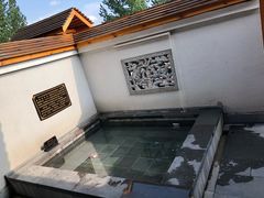 -大连步云山老汤度假山庄