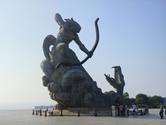 -巴陵广场