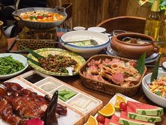 -老滇山寨•云南特色菜•地方菜•民族风情歌舞表演(金碧店)