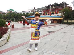-塔尔寺游客服务中心