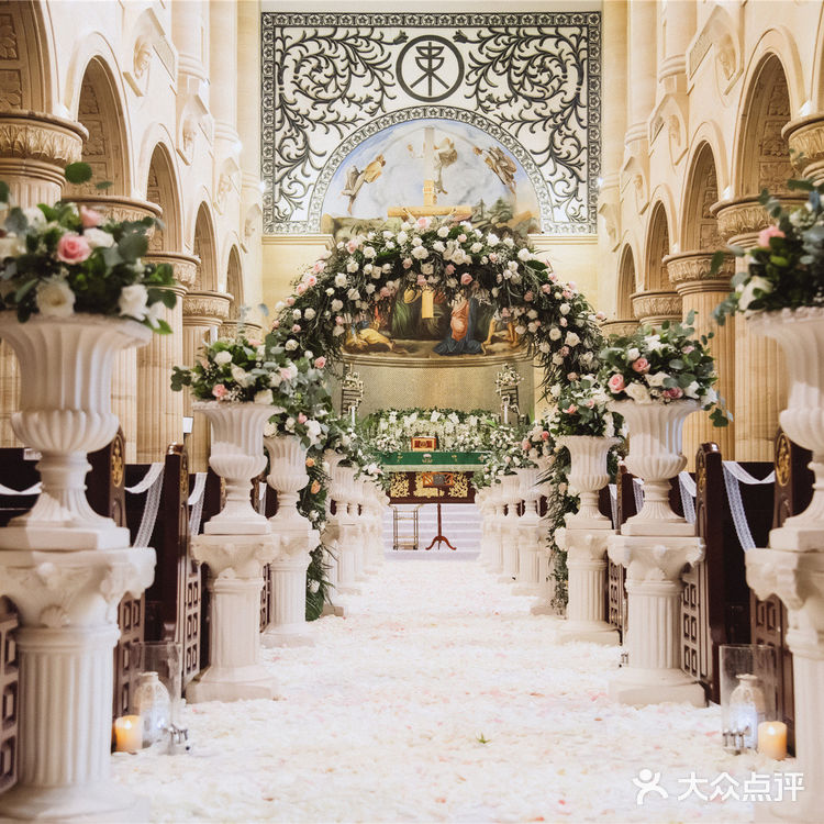 网红教堂式婚礼，圆满你的童话梦！！！