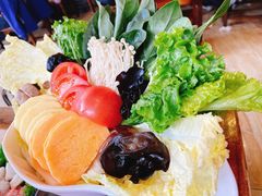 -盛元盛居传统炭火锅(绿园店)