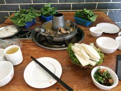 -阿妈土锅鸡