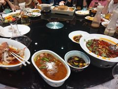-丰和日丽(瑞虹天地月亮湾店)
