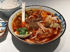 招牌红煨牛腩粉-鑫花溪牛肉米粉(凤凰街创始总店)