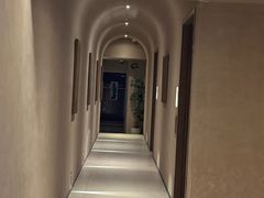-灸春堂·艾灸·痛症·整脊连锁(之江银泰店)