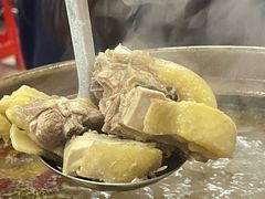 -威邵鸡煲(西华路总店)