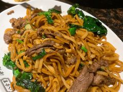 干炒牛河-八合里牛肉火锅(深圳海德店)