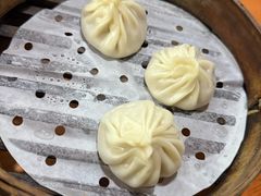 -莱莱小笼·乔艾