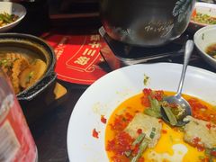 -魏铭鱼头捞饭(晋阳路店)