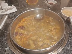 -一席地·本地鸡窝·杭帮鸡火锅(萧山银隆百货店)