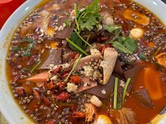 海鲜毛血旺-抹直口特色菜馆(一店)