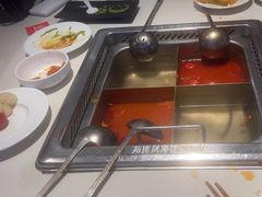-海底捞火锅(威高广场店)