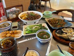 -潮界(LU·ONE凯德晶萃广场店)