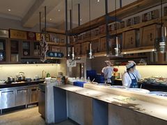 自助取餐区-清真盛志望麻酱酿皮·非遗老字号