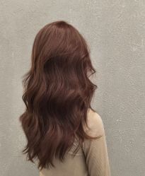 -BULB STUDIO 巴柏明星发型工作室