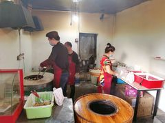 大堂-金莲葱饼店