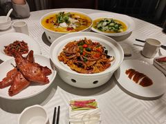 -湖庭壹品鸭王·传统北京烤鸭·别墅私房菜·庭院宵夜(江宁店)