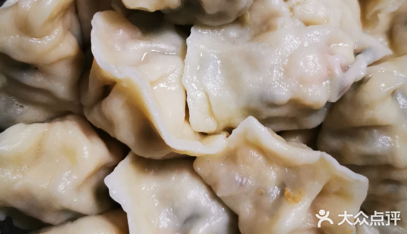 香油，生抽。【猪肉白菜饺子】8瘦2肥黑猪肉馅3两