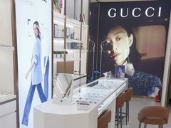 -J-Optical佳视明眼镜·蔡司视觉(青岛金茂览秀城店)