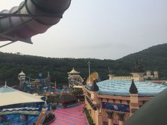-平湖九龙山乐满地水上乐园