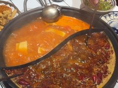 -旧街市鲜货老火锅(大光路店)