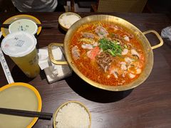 -张翻越·川渝冒菜·武汉黑鸭煲(城北万象城店)