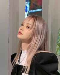 -Hello Lady发型设计