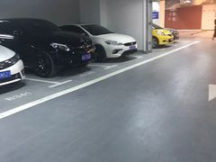 -成都银泰中心-停车场
