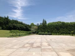 -上海市龙华烈士陵园