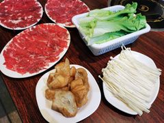 -黑山牛肉汤火锅(花城汇店)