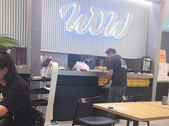 -必胜客(WOW梦之城店)