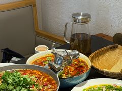 -万重锦·人文川菜馆(骡马市店)