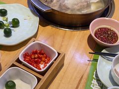 -椰夫人·养生椰子鸡(黄埔时代城店)