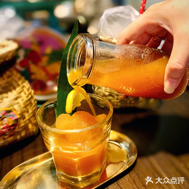 泰妃殿在中山公园开新店了，造福长宁[吐]