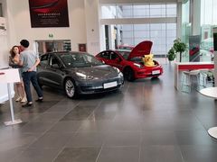 -TESLA 特斯拉(北京南四环中路特斯拉中心)