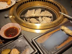 -铭牛烧肉·和牛海鲜自助(高新月牙湖店)