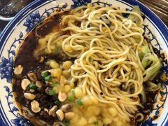 -碗里捞川渝特色面(沙河玖耀里店)