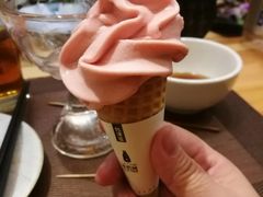 限量款樱花冰淇淋-割烹旭日本料理(龙湖狮山天街店)