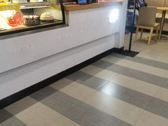 面包甜点陈列柜-DQ·蛋糕·冰淇淋(新佳丽店)