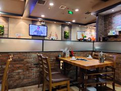大堂-喇喇排骨火锅·传统韩式脊骨汤(望京西园总店)