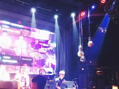 -胡桃里乐队酒馆(鎏嘉码头店)