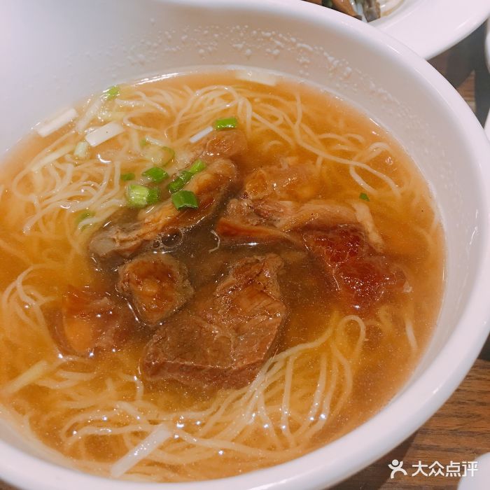 大咀港式茶餐厅(新北万达店)牛腩面图片 - 第830张