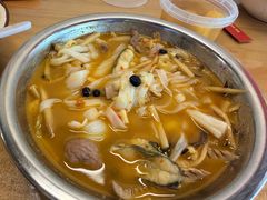 -丽丽三鲜螺蛳粉(田林路店)