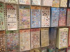 -猫的天空之城概念书店(杭州南宋御街店)