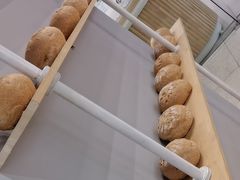 -焙丽拾光(麦凯乐直营店)