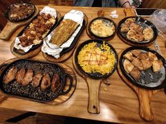 -老东镇啤酒屋海鲜加工·蒸汽海鲜·海鲜烧烤(台东店)